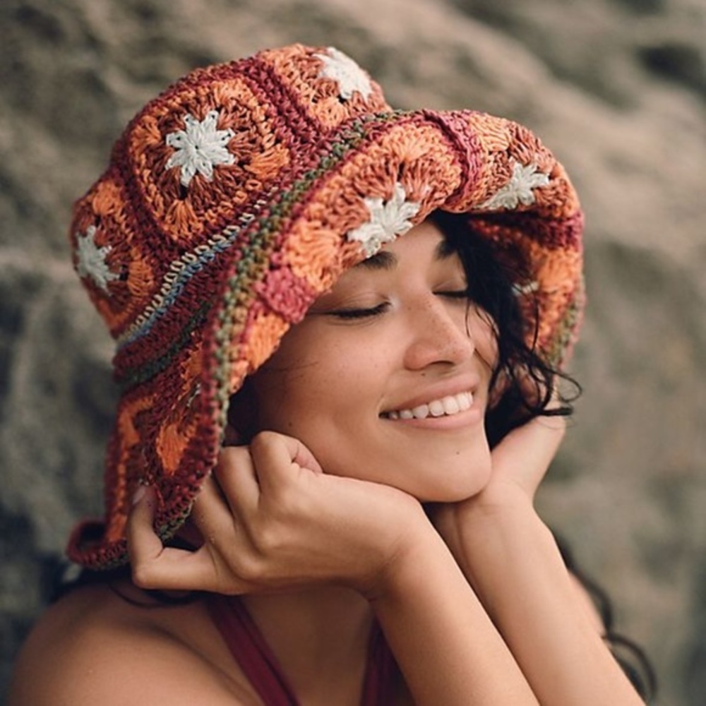 NWT Anthropologie Willow Crochet Bucket Hat